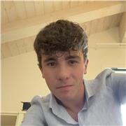 Ciao, sono Alessandro, offro lezioni di italiano agli stranieri che vogliono imparare la nostra bellissima lingua!